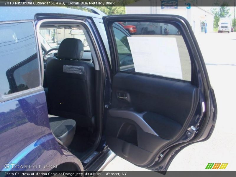 Cosmic Blue Metallic / Black 2010 Mitsubishi Outlander SE 4WD