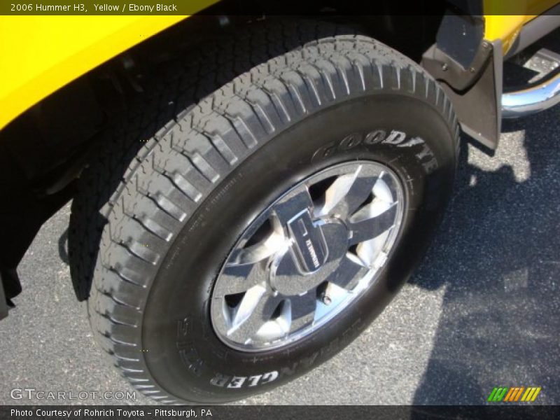 Yellow / Ebony Black 2006 Hummer H3