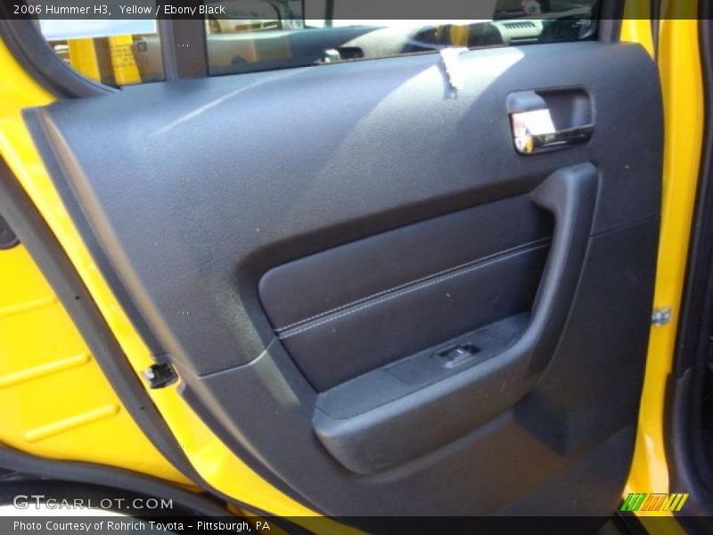 Yellow / Ebony Black 2006 Hummer H3