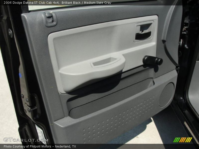 Brilliant Black / Medium Slate Gray 2006 Dodge Dakota ST Club Cab 4x4