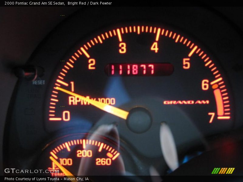 Bright Red / Dark Pewter 2000 Pontiac Grand Am SE Sedan