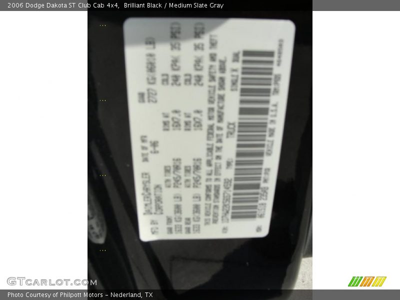Brilliant Black / Medium Slate Gray 2006 Dodge Dakota ST Club Cab 4x4