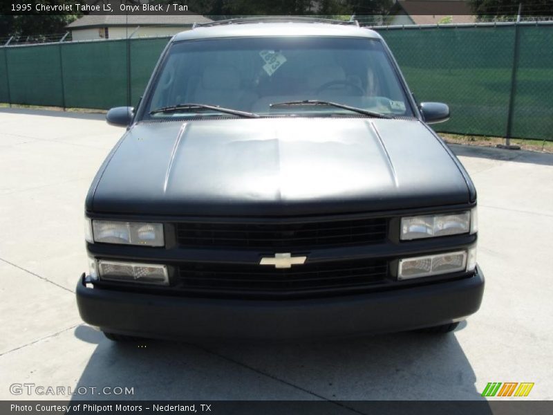 Onyx Black / Tan 1995 Chevrolet Tahoe LS
