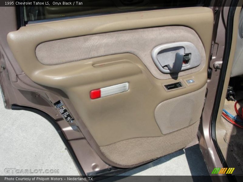 Onyx Black / Tan 1995 Chevrolet Tahoe LS