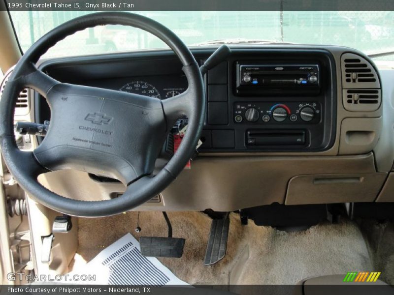 Onyx Black / Tan 1995 Chevrolet Tahoe LS