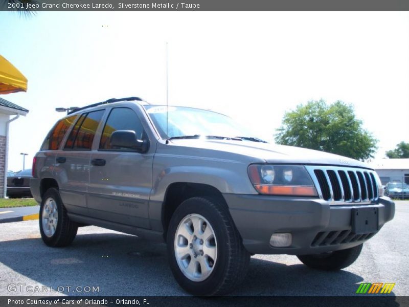 Silverstone Metallic / Taupe 2001 Jeep Grand Cherokee Laredo