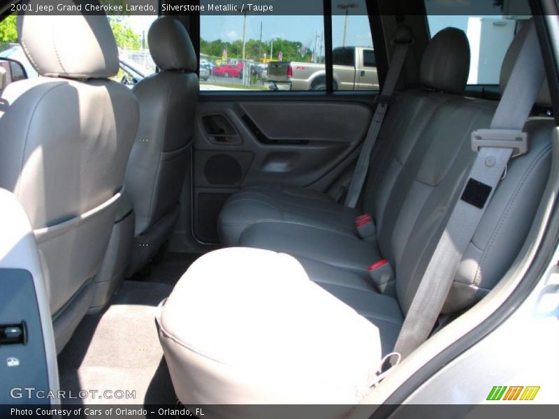 Silverstone Metallic / Taupe 2001 Jeep Grand Cherokee Laredo