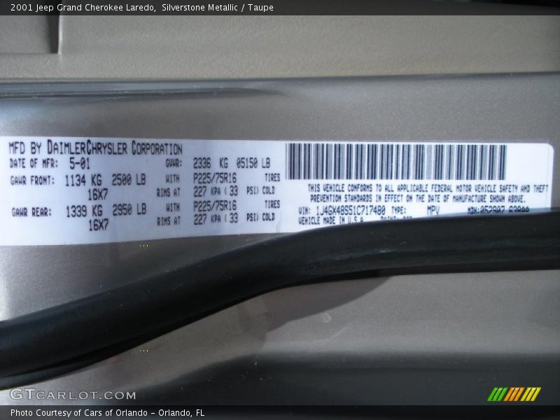 Silverstone Metallic / Taupe 2001 Jeep Grand Cherokee Laredo