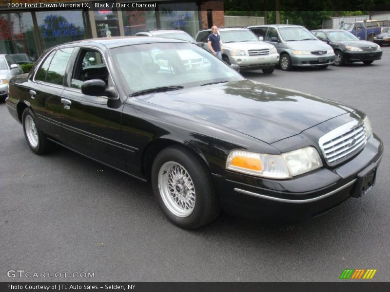 Black / Dark Charcoal 2001 Ford Crown Victoria LX