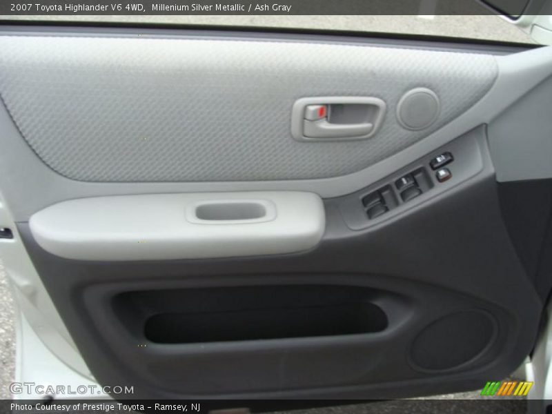 Millenium Silver Metallic / Ash Gray 2007 Toyota Highlander V6 4WD