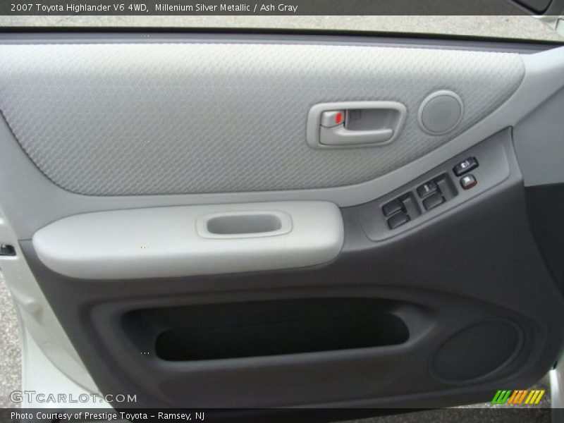 Millenium Silver Metallic / Ash Gray 2007 Toyota Highlander V6 4WD