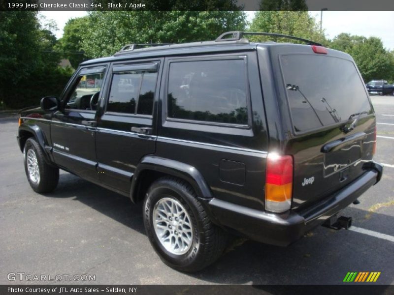 Black / Agate 1999 Jeep Cherokee Classic 4x4