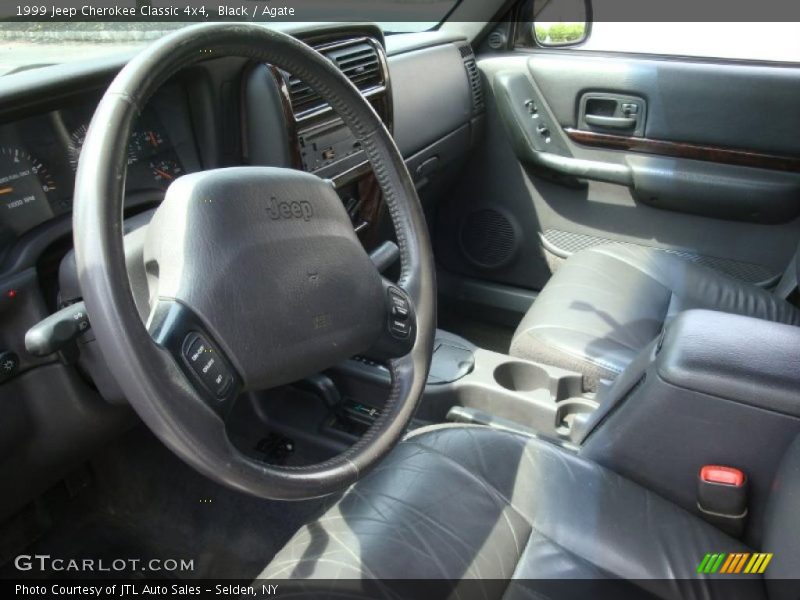 Black / Agate 1999 Jeep Cherokee Classic 4x4