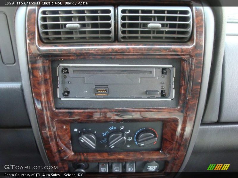 Black / Agate 1999 Jeep Cherokee Classic 4x4
