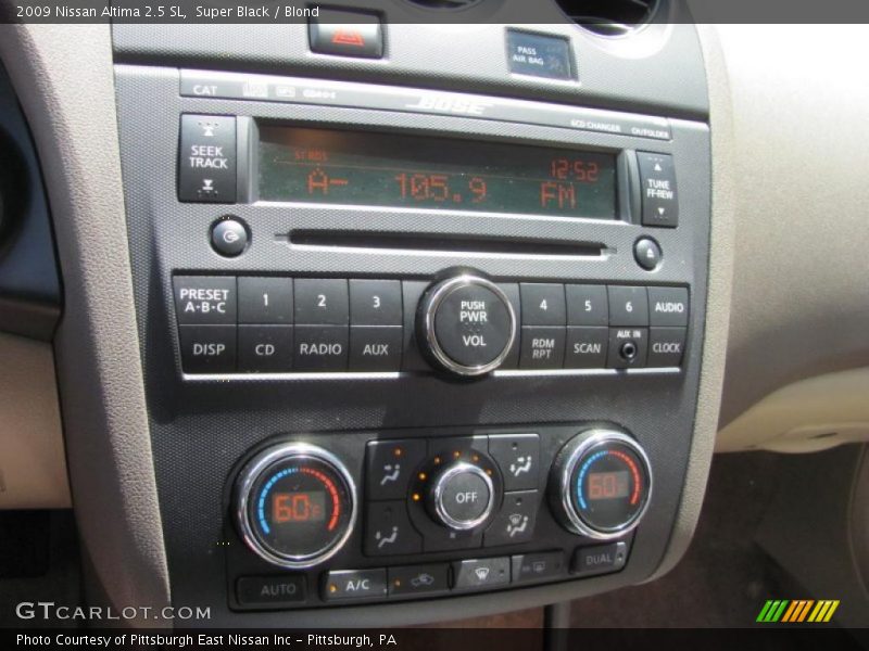 Super Black / Blond 2009 Nissan Altima 2.5 SL
