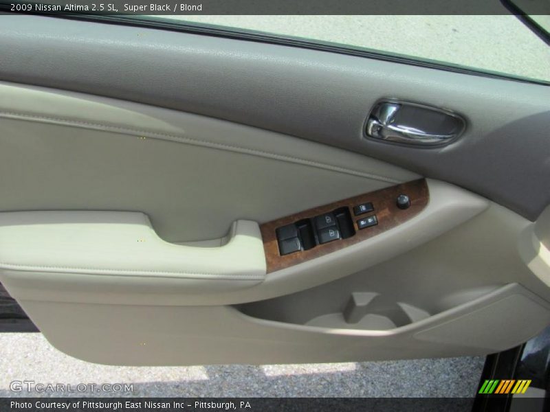 Super Black / Blond 2009 Nissan Altima 2.5 SL