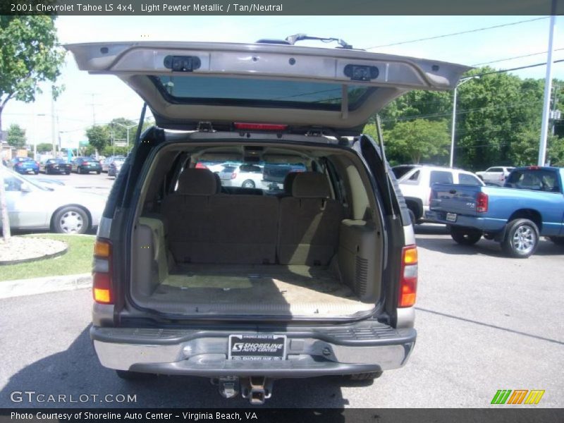 Light Pewter Metallic / Tan/Neutral 2001 Chevrolet Tahoe LS 4x4