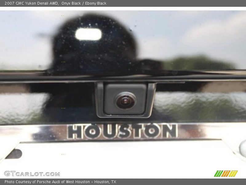 Onyx Black / Ebony Black 2007 GMC Yukon Denali AWD
