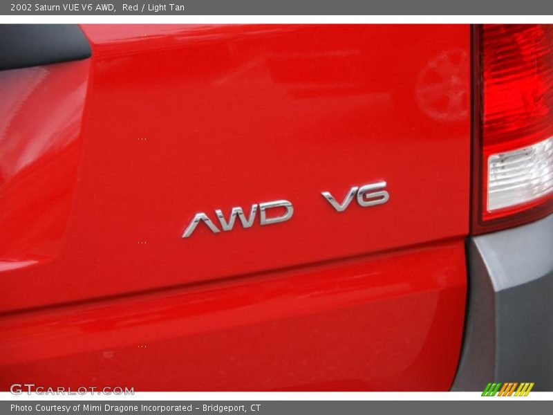 Red / Light Tan 2002 Saturn VUE V6 AWD