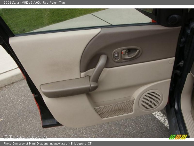 Red / Light Tan 2002 Saturn VUE V6 AWD