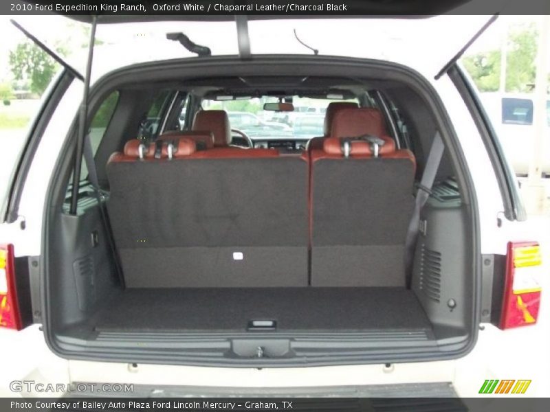 Oxford White / Chaparral Leather/Charcoal Black 2010 Ford Expedition King Ranch