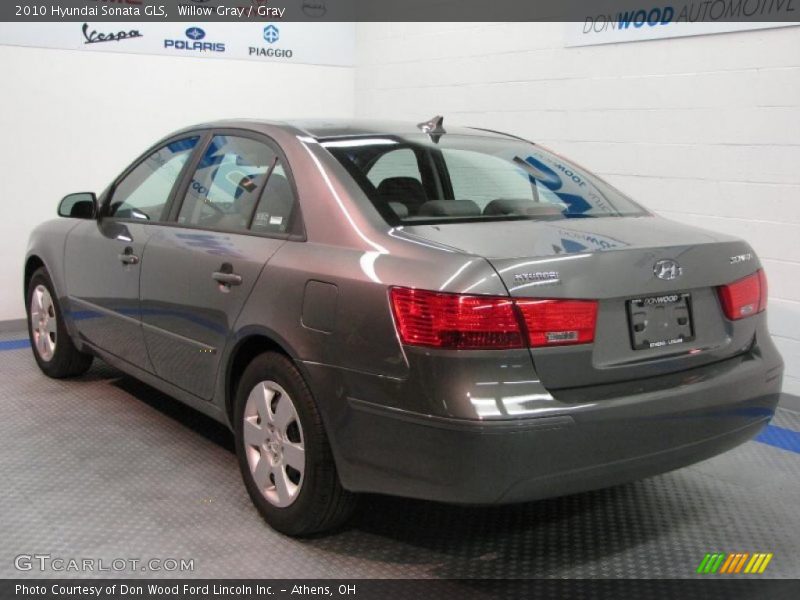 Willow Gray / Gray 2010 Hyundai Sonata GLS