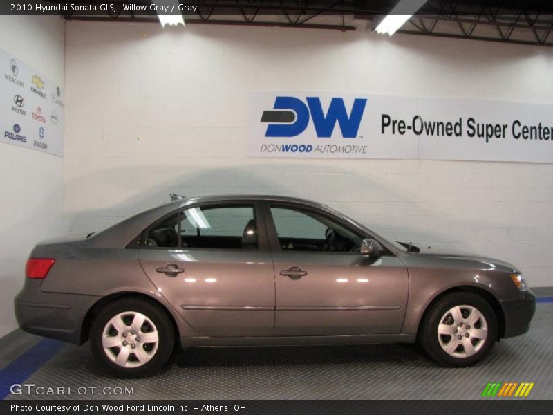 Willow Gray / Gray 2010 Hyundai Sonata GLS