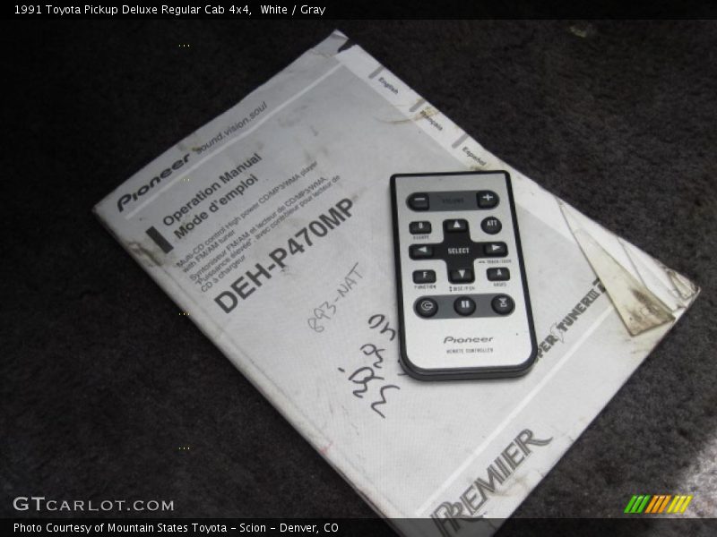 White / Gray 1991 Toyota Pickup Deluxe Regular Cab 4x4