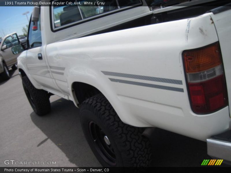 White / Gray 1991 Toyota Pickup Deluxe Regular Cab 4x4