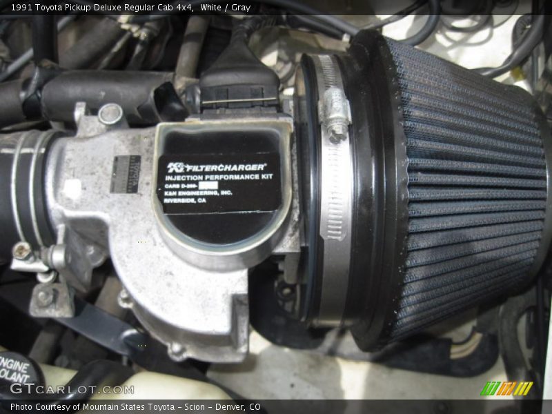 White / Gray 1991 Toyota Pickup Deluxe Regular Cab 4x4