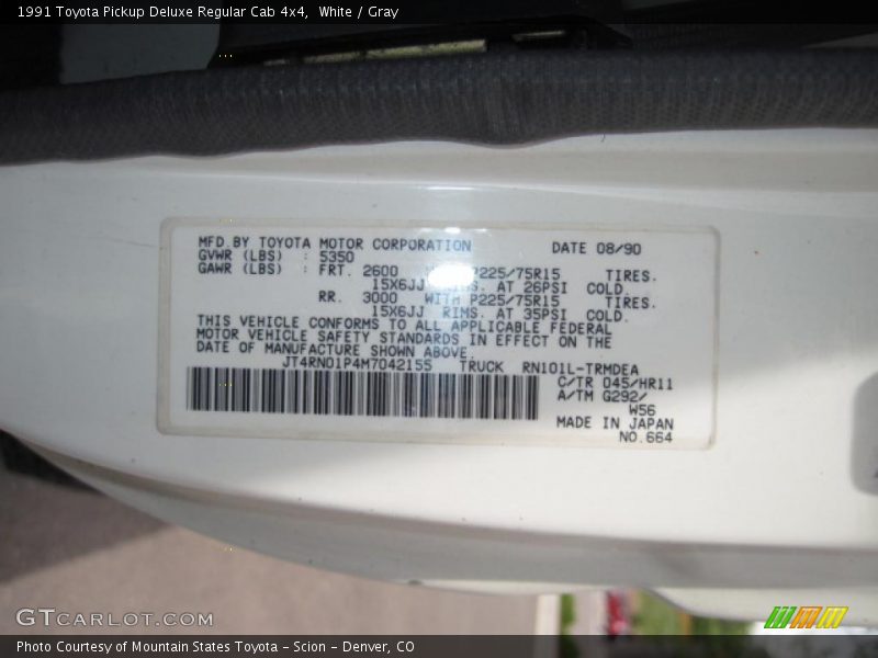 White / Gray 1991 Toyota Pickup Deluxe Regular Cab 4x4