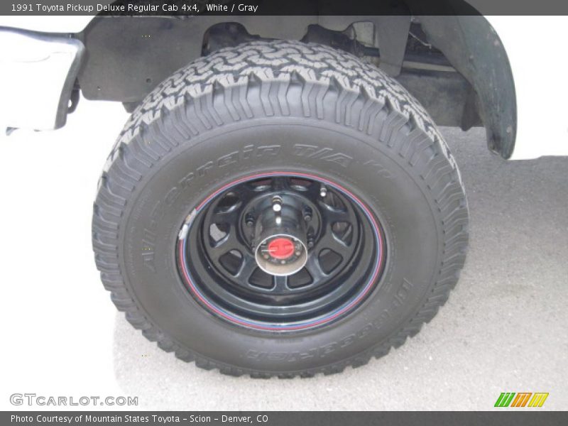 White / Gray 1991 Toyota Pickup Deluxe Regular Cab 4x4