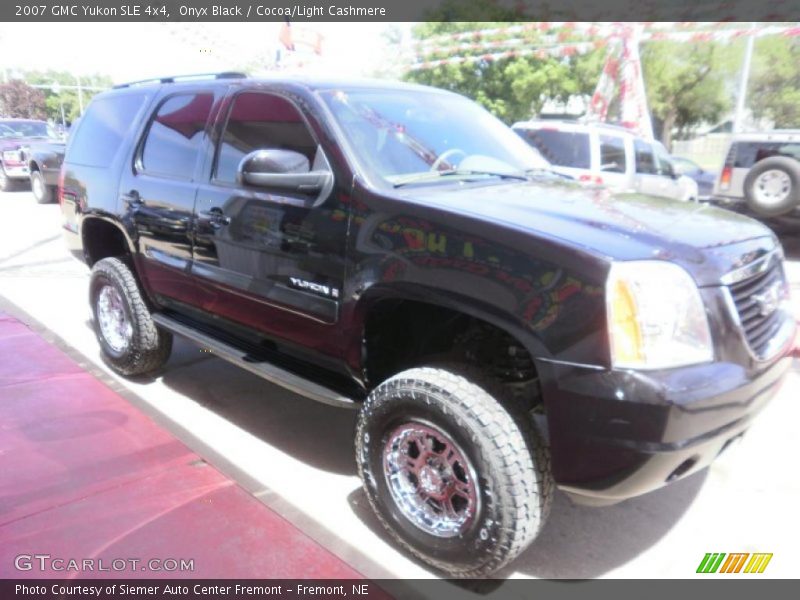 Onyx Black / Cocoa/Light Cashmere 2007 GMC Yukon SLE 4x4