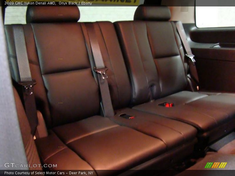 Onyx Black / Ebony 2009 GMC Yukon Denali AWD