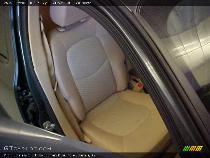 Cyber Gray Metallic / Cashmere 2010 Chevrolet HHR LS