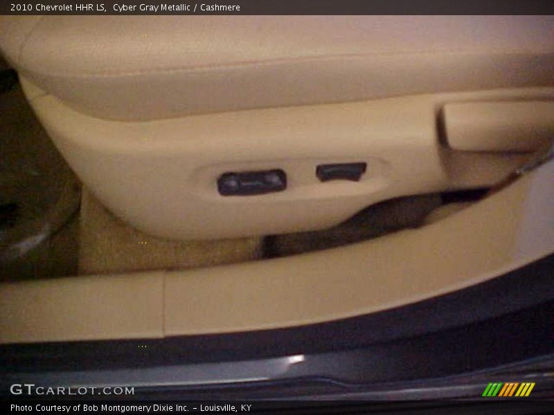 Cyber Gray Metallic / Cashmere 2010 Chevrolet HHR LS