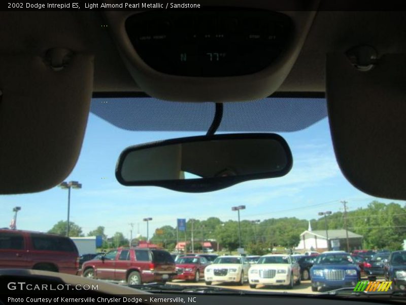 Light Almond Pearl Metallic / Sandstone 2002 Dodge Intrepid ES