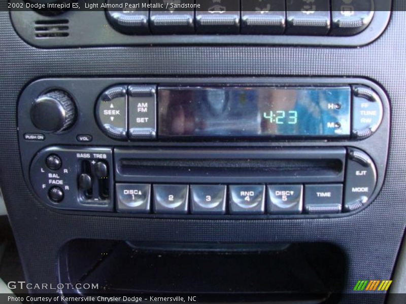 Light Almond Pearl Metallic / Sandstone 2002 Dodge Intrepid ES