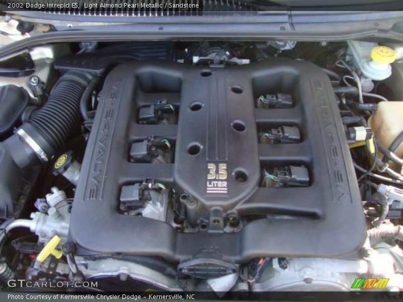 Light Almond Pearl Metallic / Sandstone 2002 Dodge Intrepid ES