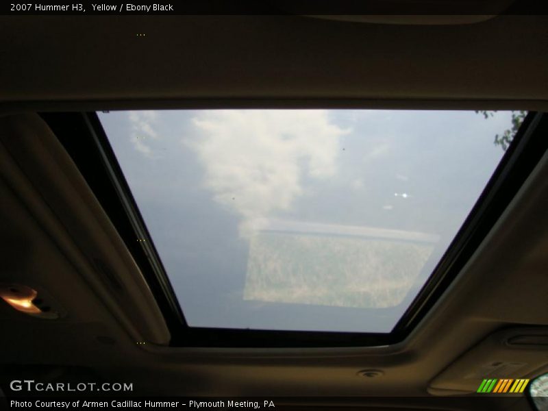 Yellow / Ebony Black 2007 Hummer H3