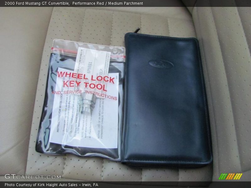 Performance Red / Medium Parchment 2000 Ford Mustang GT Convertible