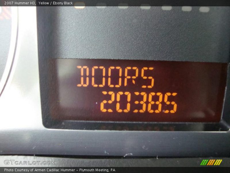 Yellow / Ebony Black 2007 Hummer H3