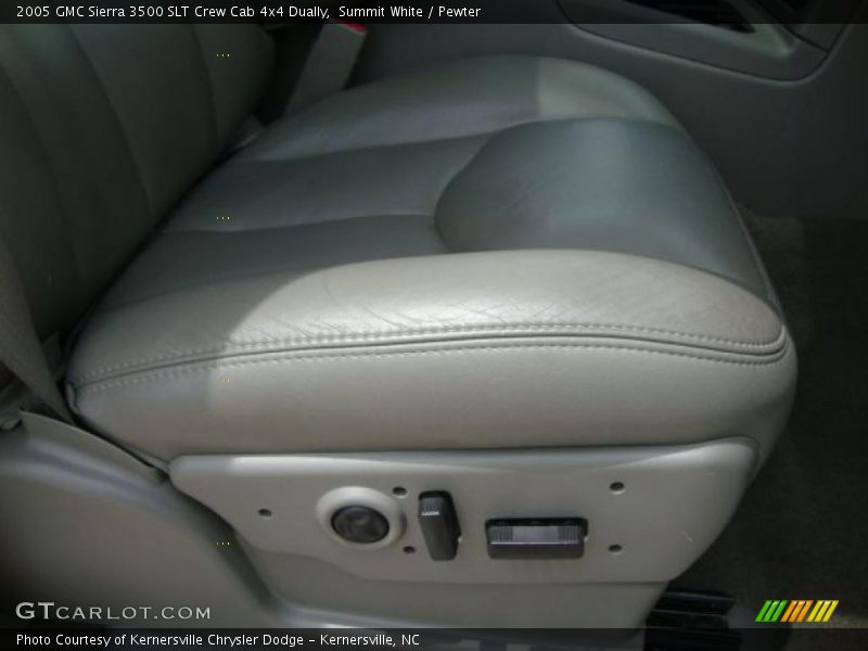 Summit White / Pewter 2005 GMC Sierra 3500 SLT Crew Cab 4x4 Dually