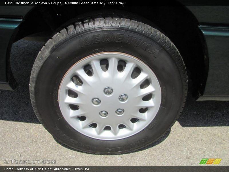 Medium Green Metallic / Dark Gray 1995 Oldsmobile Achieva S Coupe