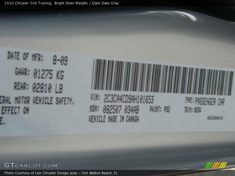 Bright Silver Metallic / Dark Slate Gray 2010 Chrysler 300 Touring