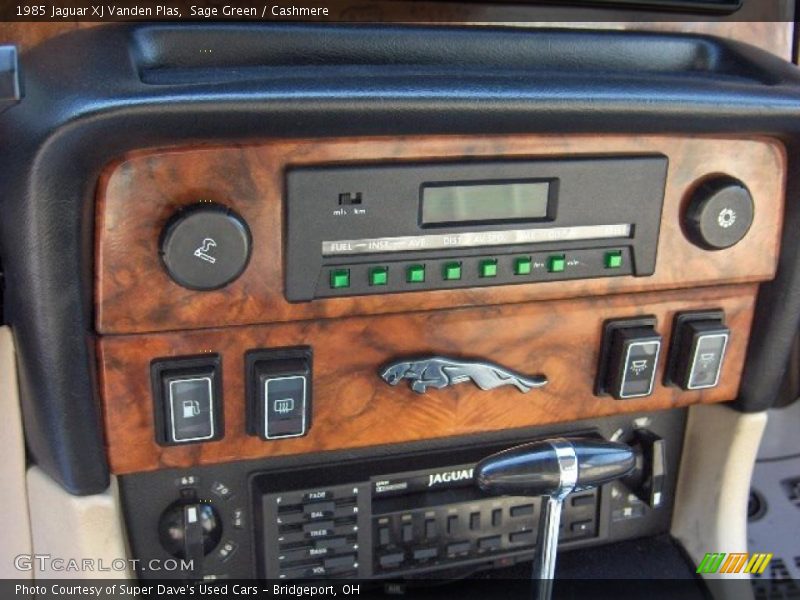 Sage Green / Cashmere 1985 Jaguar XJ Vanden Plas