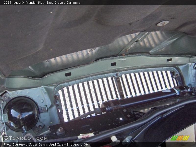 Sage Green / Cashmere 1985 Jaguar XJ Vanden Plas