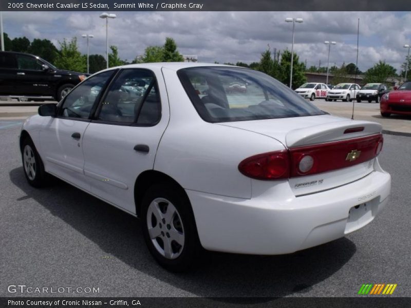 Summit White / Graphite Gray 2005 Chevrolet Cavalier LS Sedan