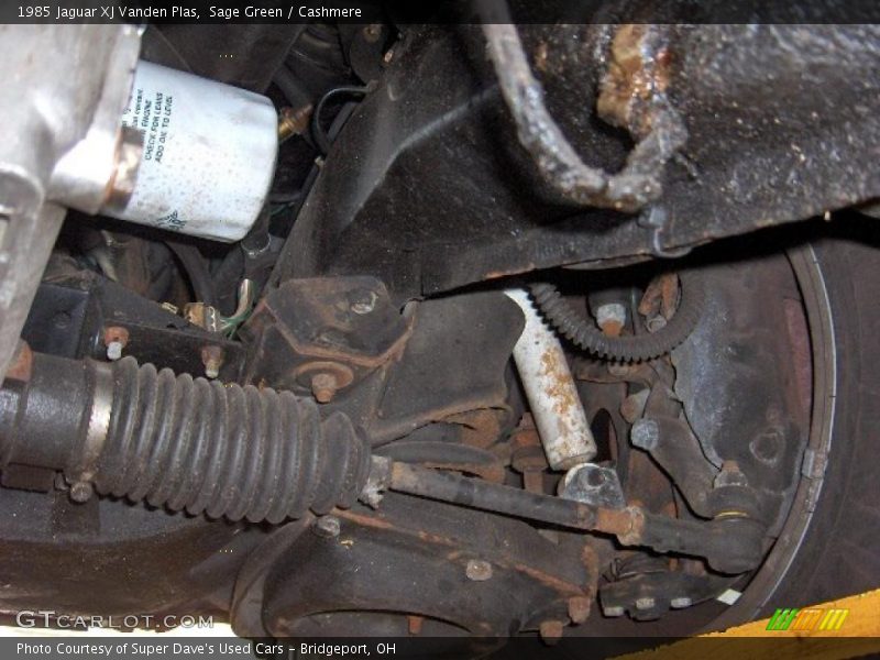 Sage Green / Cashmere 1985 Jaguar XJ Vanden Plas