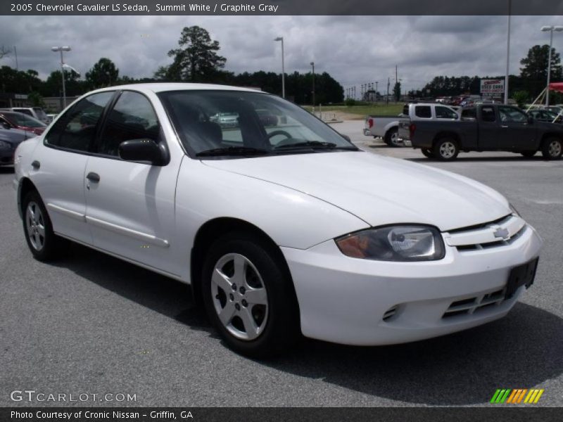 Summit White / Graphite Gray 2005 Chevrolet Cavalier LS Sedan